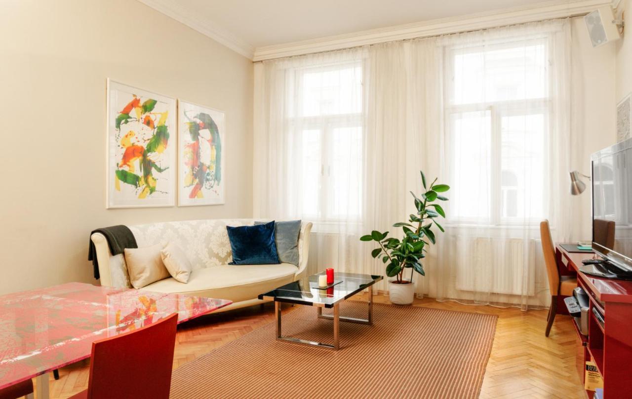 Apartments Fuchsthallergasse Виена Екстериор снимка